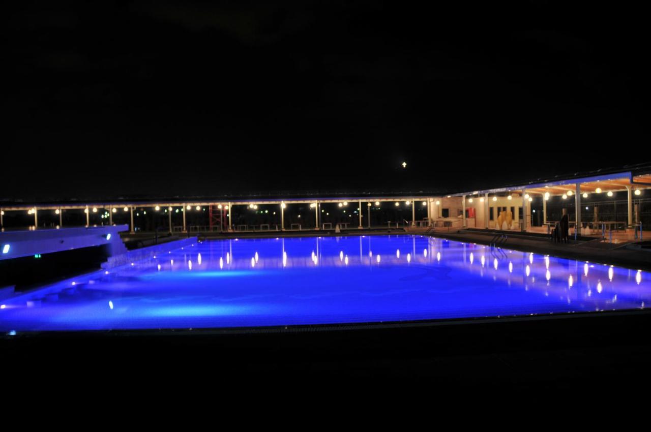 Hotel New Star Скопье Экстерьер фото