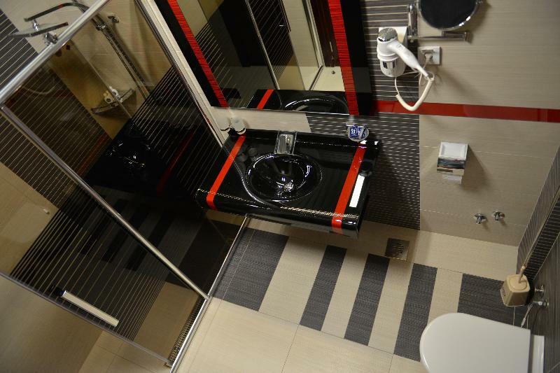 Hotel New Star Скопье Экстерьер фото